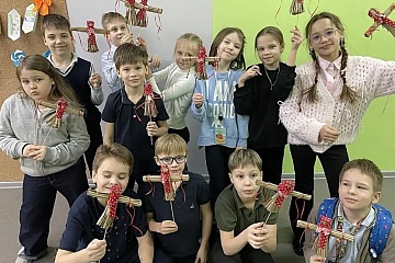 В школе «Наукоград» МФЮА отпраздновали Масленицу